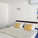 Cozy In Okrug Gornji With Sauna * Trogir