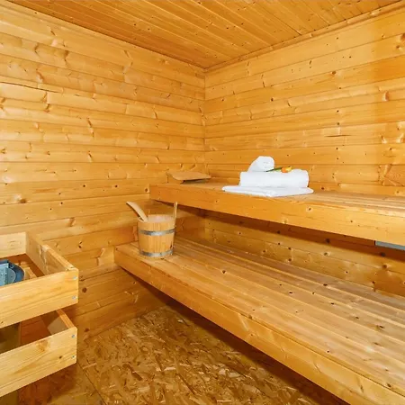 Cozy In Okrug Gornji With Sauna Ferienhaus Trogir