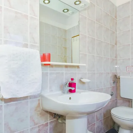 Cozy In Okrug Gornji With Sauna *