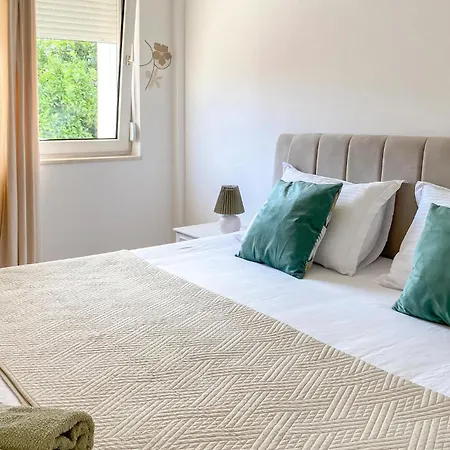 Cozy In Okrug Gornji With Sauna Holiday home