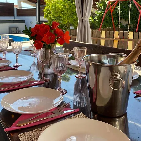 Cozy In Okrug Gornji With Sauna 特罗吉尔