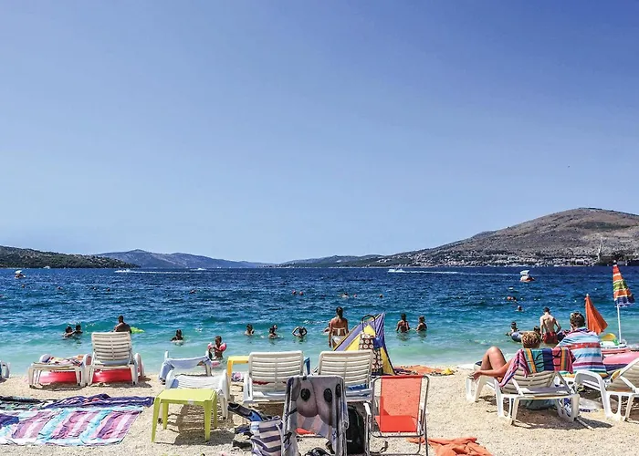 Cozy In Okrug Gornji With Sauna * Trogir