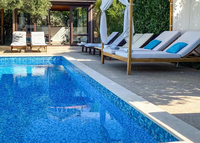 Cozy In Okrug Gornji With Sauna Ferienhaus Trogir